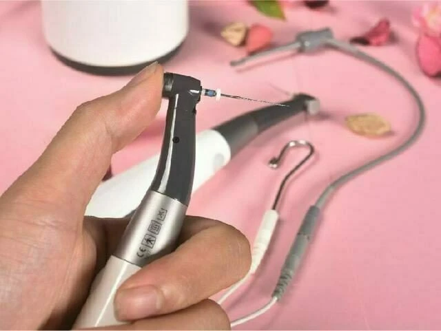 Calcium Hydroxide trong điều trị tủy — giao thức và thay đổi băng tủy