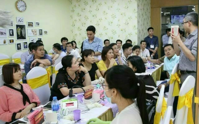 nha khoa khóa học