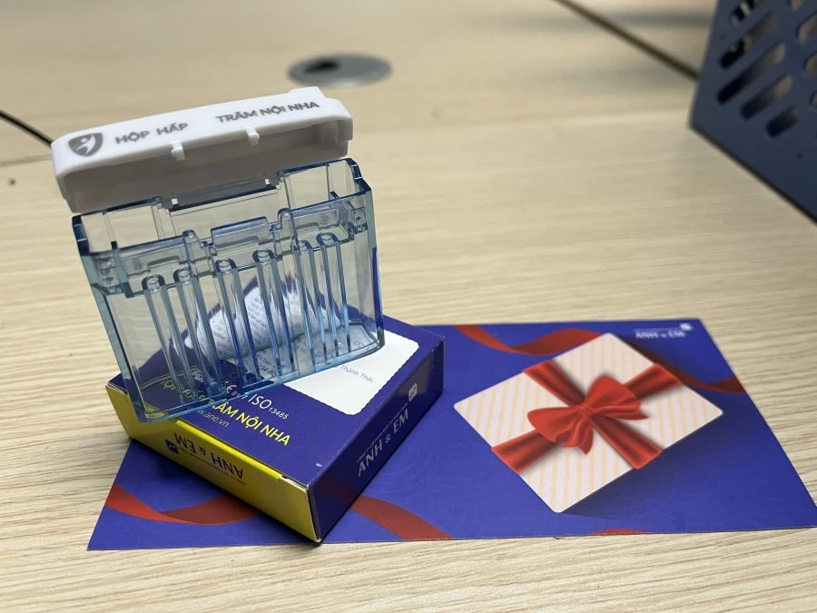 Hộp hấp trâm nội nha