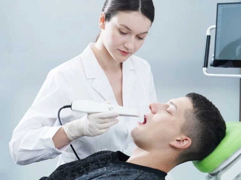 Quét trong miệng bằng panda p3