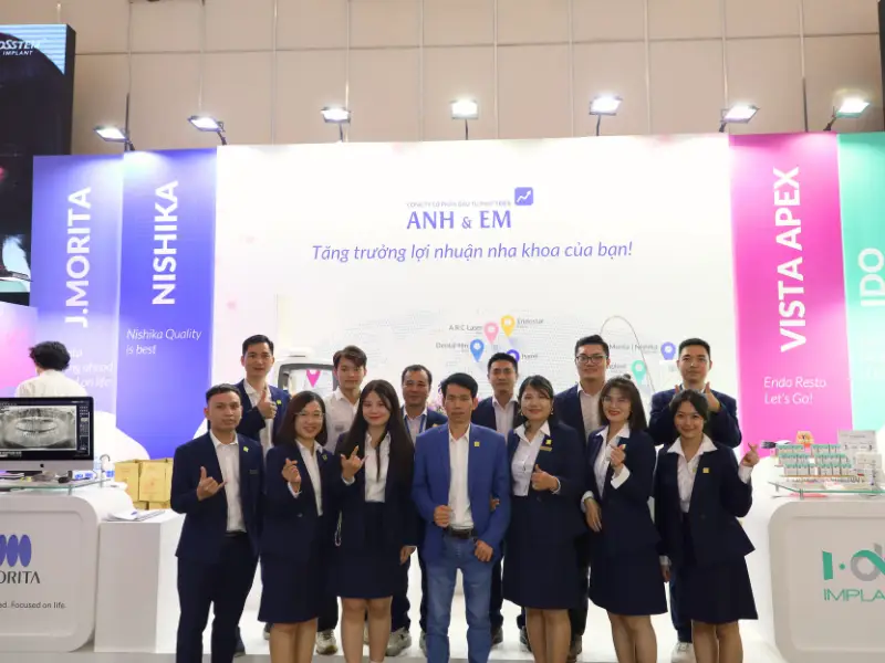 Hội nghị triển lãm tháng 4