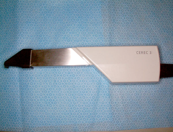 Máy quét nội khẩu intraoral scanner CEREC trong nha khoa kỹ thuật số